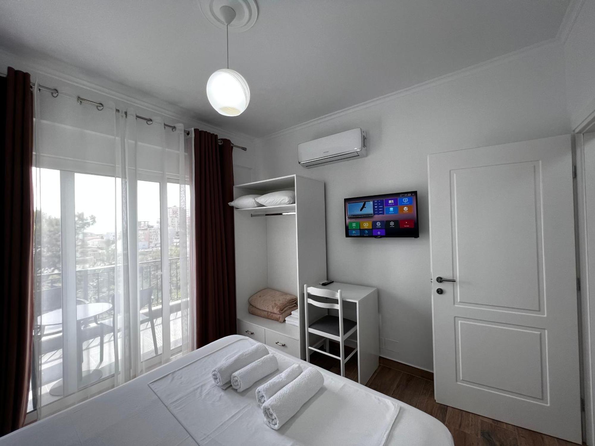 The Gwen Apartment *